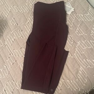 New with tags lululemon Dark Burgundy Leggings